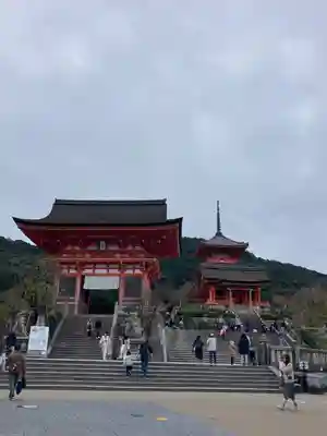 清水寺の山門・神門