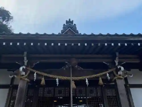 白山比咩神社の{uncategorized: "未分類", other: "その他", undefined: "問題あり", building: "その他建物", grave: "お墓", sacred_gate: "鳥居", guardian: "狛犬", statue: "像", buddha: "仏像", history: "歴史", nature: "自然", garden: "庭園", animal: "動物", pagoda: "塔", temizu: "手水舎", mountain_gate: "山門・神門", sanctuary: "本殿・本堂", subordinate: "末社・摂社", art: "芸術", scenery: "景色", jizo: "地蔵", ema: "絵馬", goshuin: "御朱印", omikuji: "おみくじ", items: "授与品その他", amulet: "お守り", goshuincho: "御朱印帳", eats: "食事", festival: "お祭り", votive_dance: "神楽", shichigosan: "七五三参", wedding: "結婚式", experience: "体験その他", initially: "初詣", around: "周辺", anti_infection: "感染症対策"}