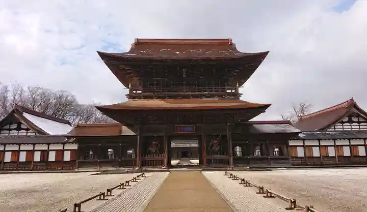 瑞龍寺の山門・神門