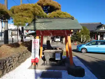 諏訪神社の手水舎