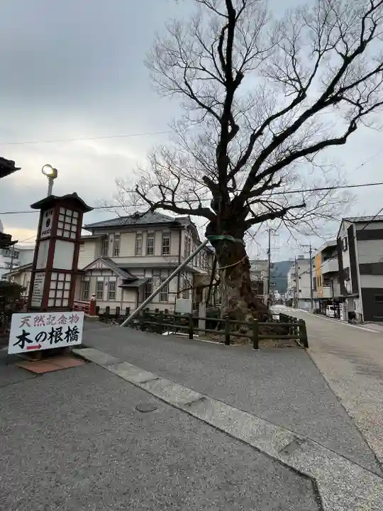 柏原八幡宮の周辺