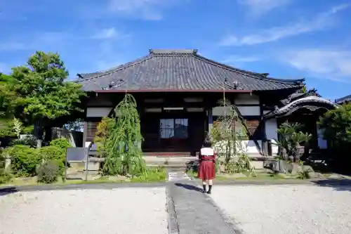 盛巌寺の{uncategorized: "未分類", other: "その他", undefined: "問題あり", building: "その他建物", grave: "お墓", sacred_gate: "鳥居", guardian: "狛犬", statue: "像", buddha: "仏像", history: "歴史", nature: "自然", garden: "庭園", animal: "動物", pagoda: "塔", temizu: "手水舎", mountain_gate: "山門・神門", sanctuary: "本殿・本堂", subordinate: "末社・摂社", art: "芸術", scenery: "景色", jizo: "地蔵", ema: "絵馬", goshuin: "御朱印", omikuji: "おみくじ", items: "授与品その他", amulet: "お守り", goshuincho: "御朱印帳", eats: "食事", festival: "お祭り", votive_dance: "神楽", shichigosan: "七五三参", wedding: "結婚式", experience: "体験その他", initially: "初詣", around: "周辺", anti_infection: "感染症対策"}