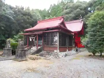 早川厳島神社の本殿・本堂