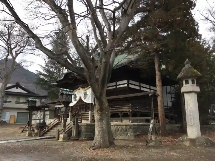 妻科神社の本殿・本堂