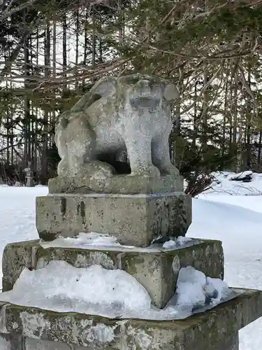 角田神社の狛犬