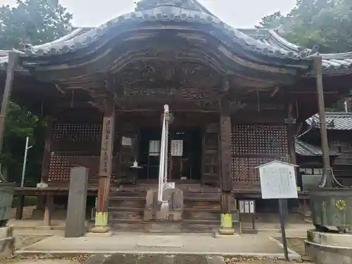 長寿院の本殿・本堂