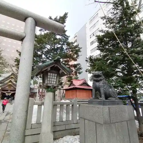 三吉神社の狛犬