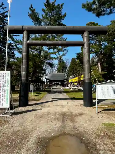 青森縣護國神社の鳥居