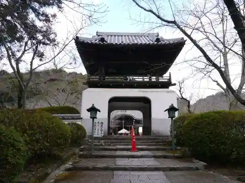 根来寺の山門・神門