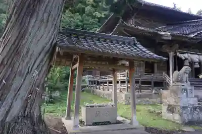 城上神社の手水舎