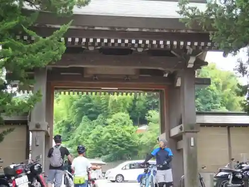 建長寺の山門