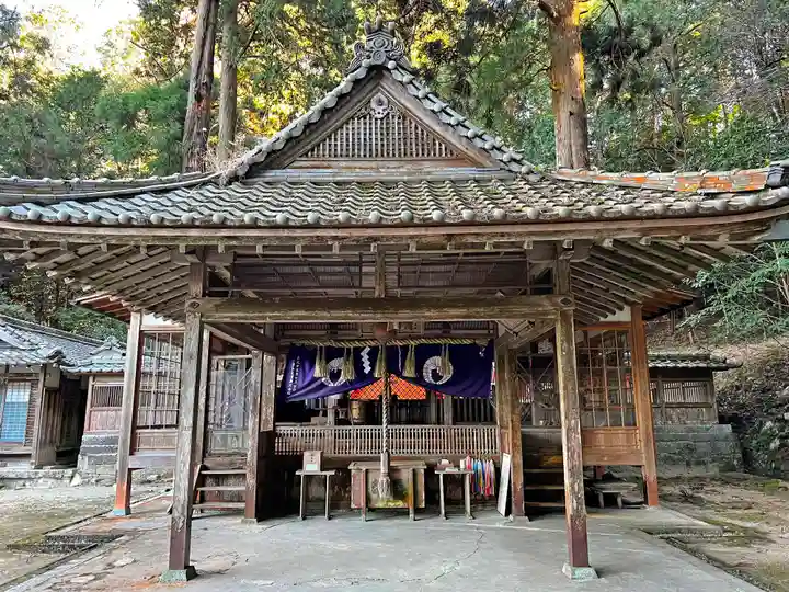 猪田神社の本殿・本堂
