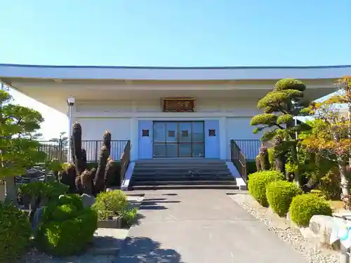 宝松山 長遠寺の本殿・本堂