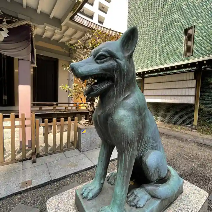 宮益御嶽神社の狛犬