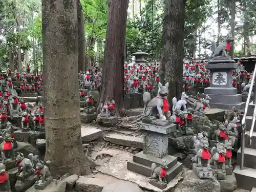 豊川閣　妙厳寺の狛犬