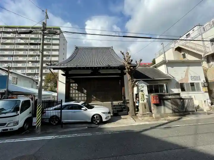 法専寺の本殿・本堂