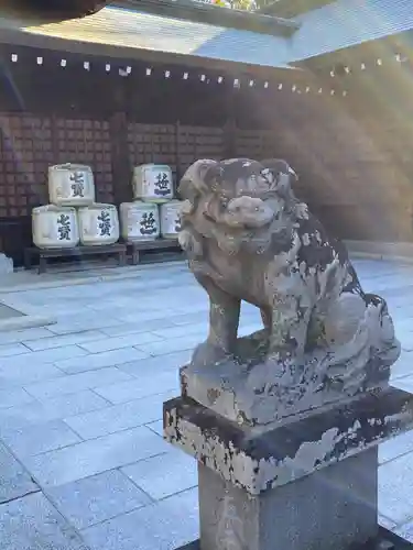 山梨縣護國神社の狛犬