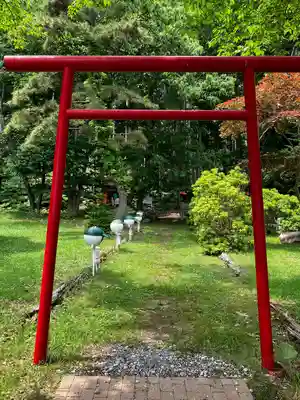 神社（洞爺湖中の島）の鳥居