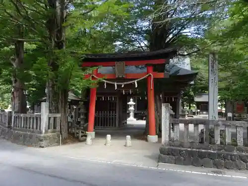 淺間神社（忍野八海）の鳥居