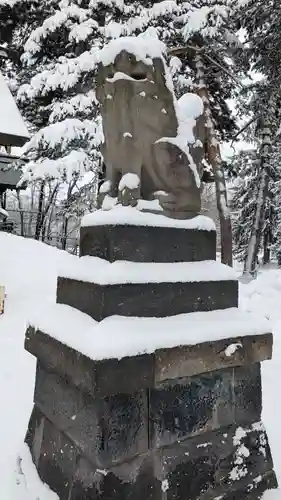 上川神社頓宮の狛犬
