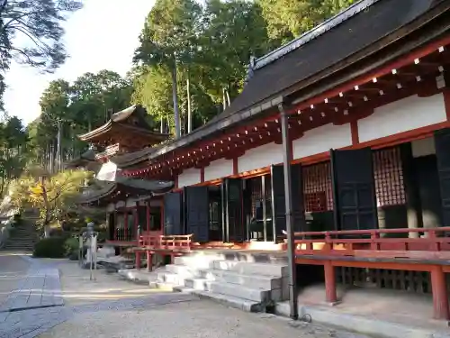 長命寺の本殿