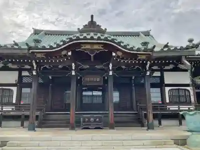観音寺の本殿・本堂