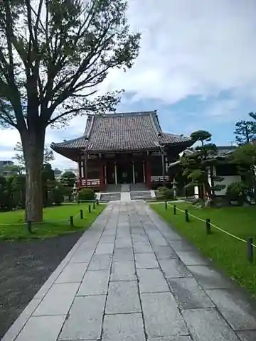 成佛寺の本殿・本堂
