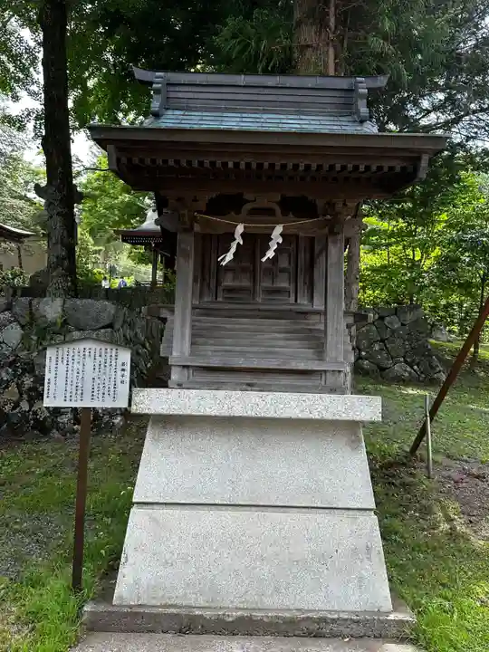 諏訪大社上社前宮(長野県)