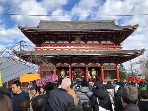 浅草寺の山門・神門