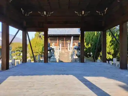 六所社（森本）の本殿・本堂