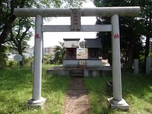 石神神社・稲荷神社の鳥居