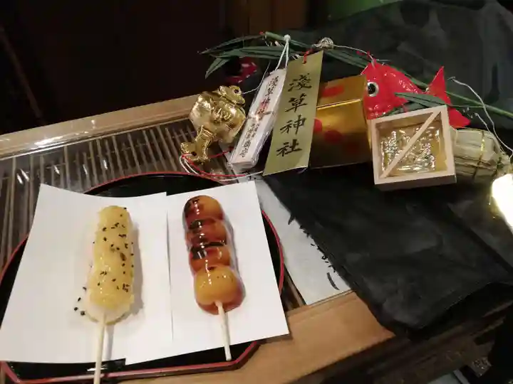 浅草神社の周辺