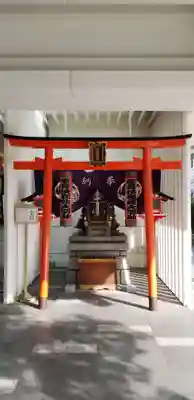 歌舞伎稲荷神社の鳥居