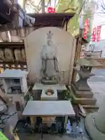 若一神社の像
