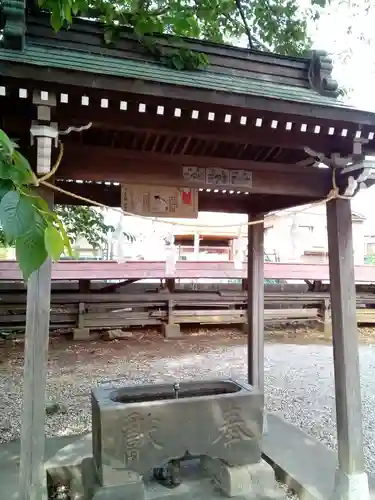 諏訪社の手水舎