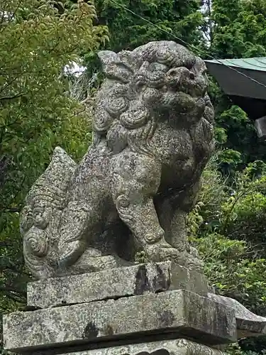 由良神社の狛犬