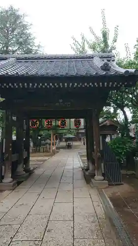 新井薬師（梅照院）の山門・神門