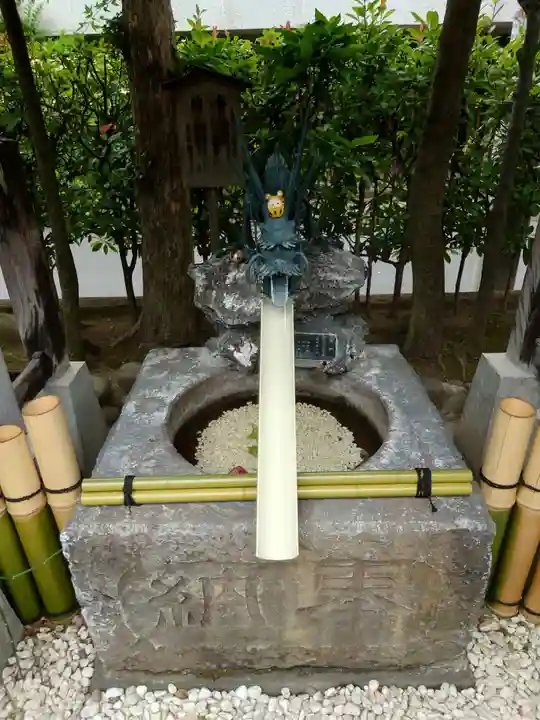 高木神社の手水舎