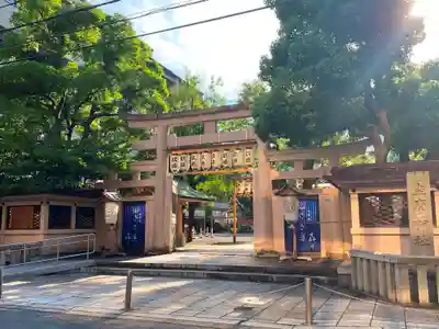 坐摩神社の鳥居