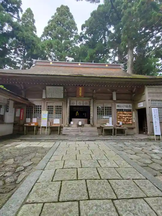 砥鹿神社(奥宮)の本殿・本堂