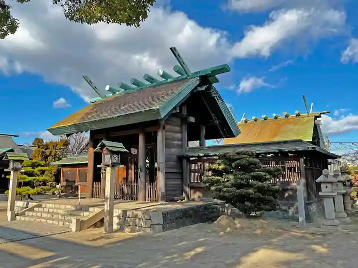 鳥出神社の本殿・本堂