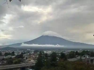 新倉富士浅間神社(山梨県)