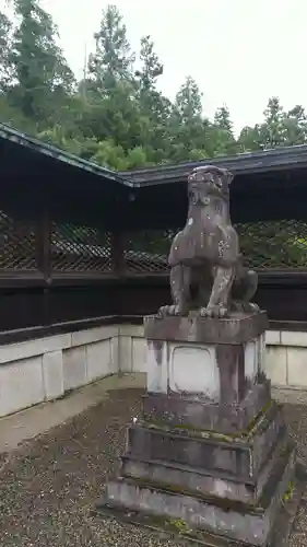 上杉神社の狛犬