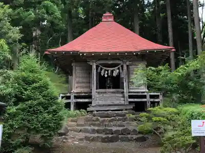 熊野神社の本殿・本堂