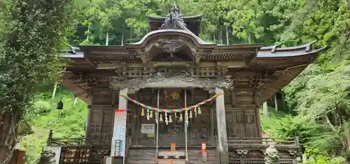 横山不動尊の本殿・本堂