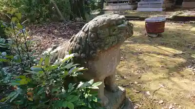 頼政神社の狛犬
