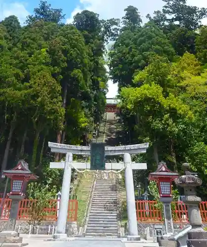 志波彦神社・鹽竈神社の鳥居