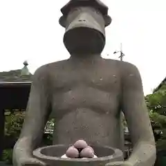 河童神社の像