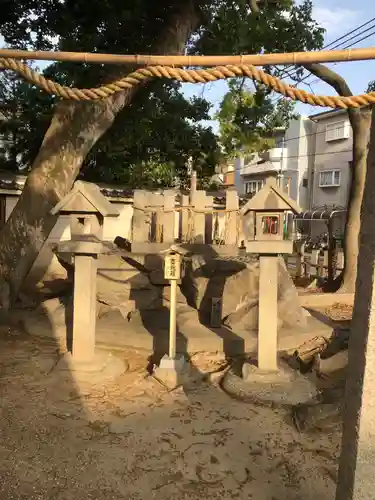 穴太神社の末社・摂社