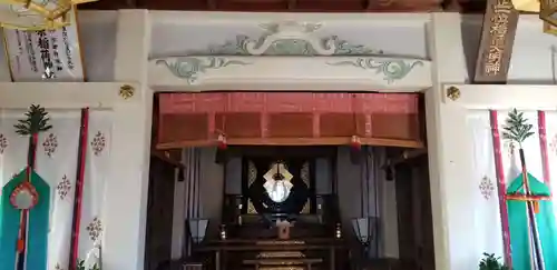 篠原稲荷神社の本殿・本堂